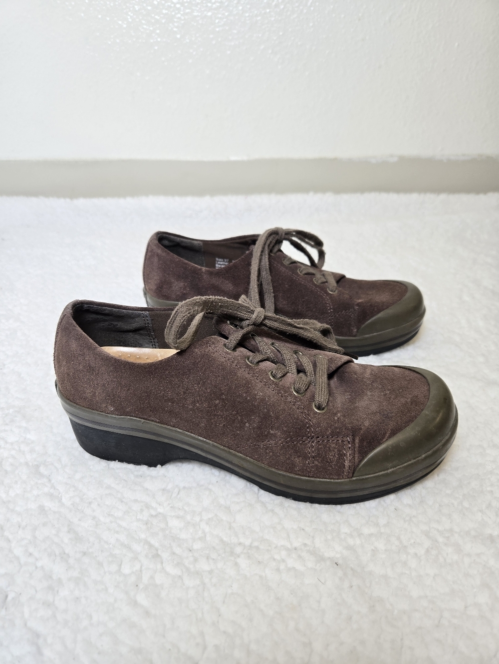 Dansko Veda Shoes 37 Brown Suede Leather Lace Up Clogs Sneakers 7 Womens